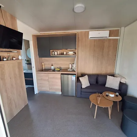 Mobile Aron Vakantiepark Privlaka (Zadar)