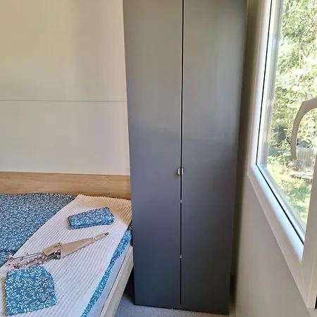 منتزه العطل Mobile Aron