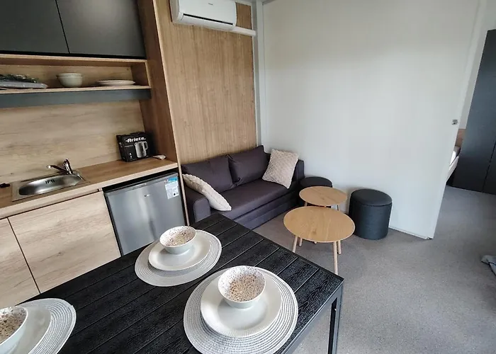 Mobile Aron Kompleks wypoczynkowy